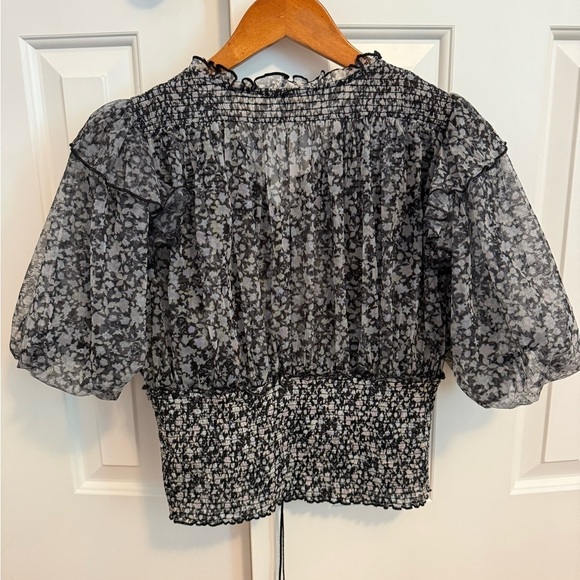 Free People Beatrice Mesh Blouse Top Floral Printed Ruffle
Smocked Sz L - Picture 7 of 13